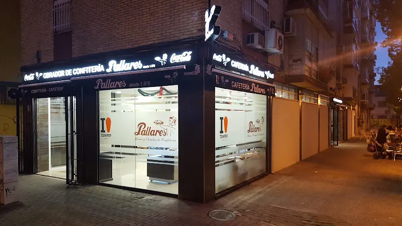 Confitería Pallares - Pastelería en Sevilla - foto 2