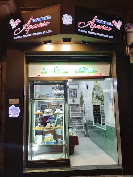 Confitería Aparicio S.L - Pastelería en Málaga - foto 2