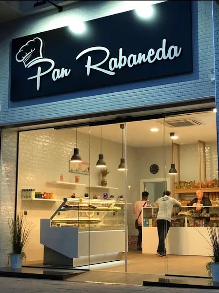 Panaderia Candeal - Panadería en Málaga - foto 3