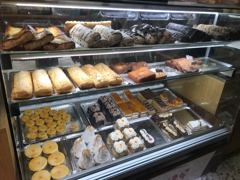 Panadería Ntra. Señora del Carmen - Panadería en Málaga - foto 2