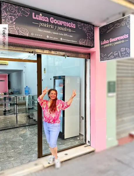 Luisa Gourmets pastelería y panadería