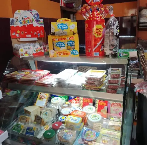 Panadería Confitería Marina - Tienda de alimentación en Málaga - foto 2