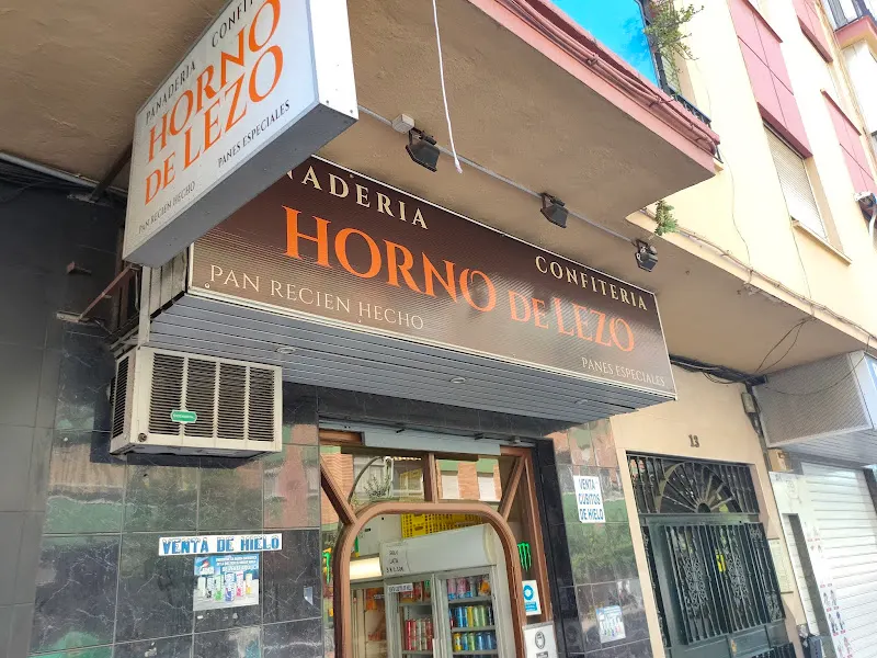 Panadería El Ciprés - Panadería en Málaga - foto 3