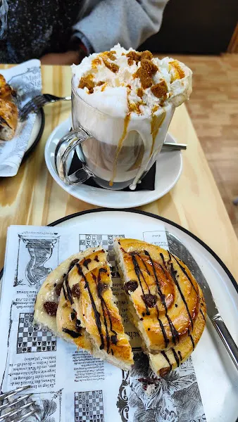 Panadería Paula, baker, confectionery and food - Panadería en Murcia - foto 2