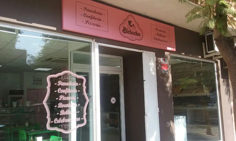 Confitería Birlocho - Panadería en Murcia - foto 2