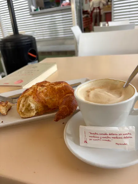 La Colegiala Panaderia - Panadería en Murcia - foto 2