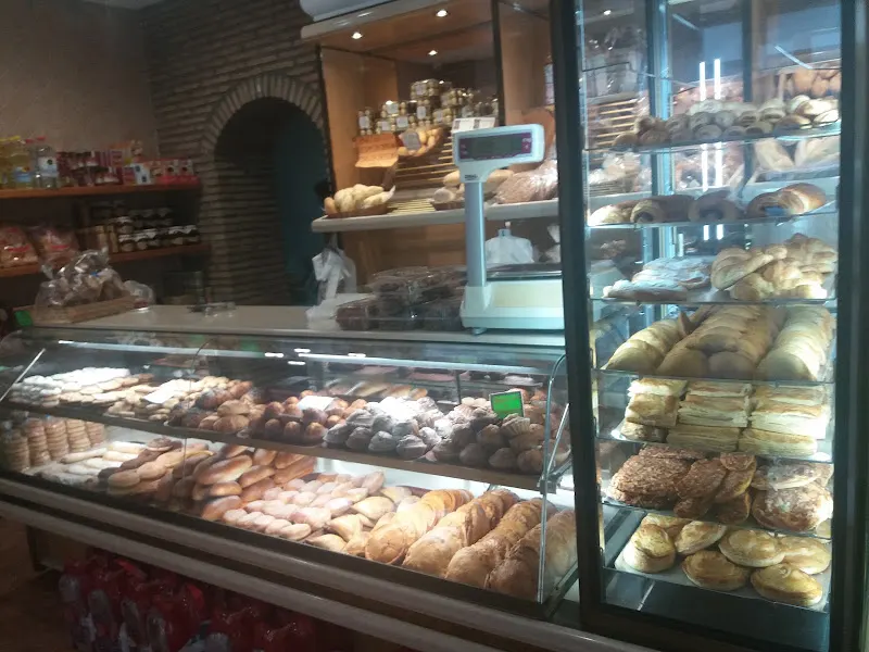 Panadería Mejías Mellado C.B. - Panadería en Murcia - foto 2