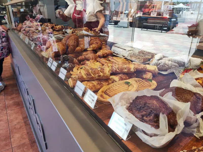 La Colegiala - Panadería en Murcia - foto 2