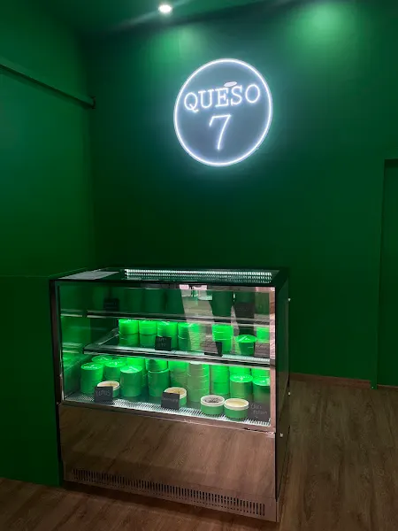 Queso 7 - Pastelería en Cartagena - foto 2