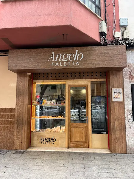 Angelo Paletta 5- Plaza Columnas-Pastelería y Cafetería - Panadería en Palma - foto 2