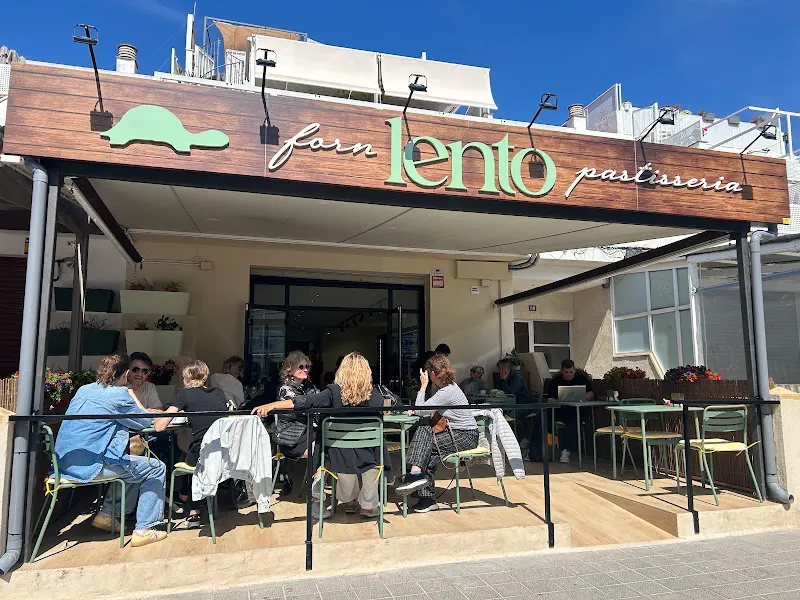 Lento Forn i Pastisseria - Panadería en Palma - foto 2