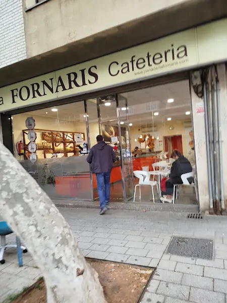Fornaris