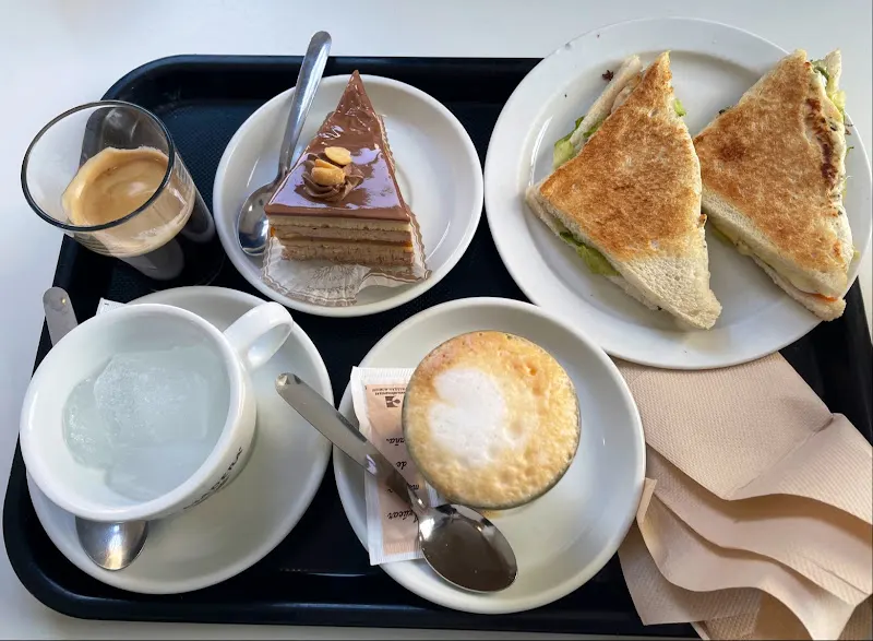 Pastelería La Madera Tomás Morales