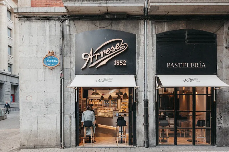 Cafetería Arrese Kafetegia - Pastelería en Bilbao - foto 3