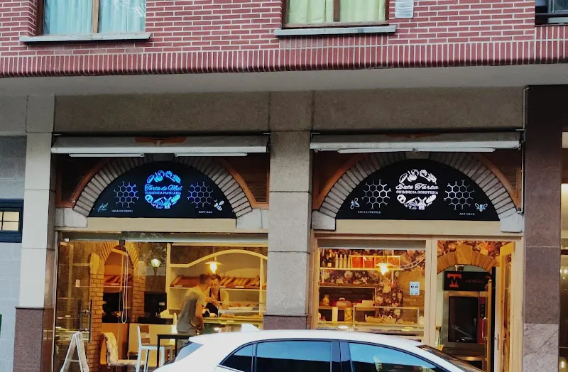 Ezti Tarta/Tarta de miel - Pastelería en Bilbao - foto 2