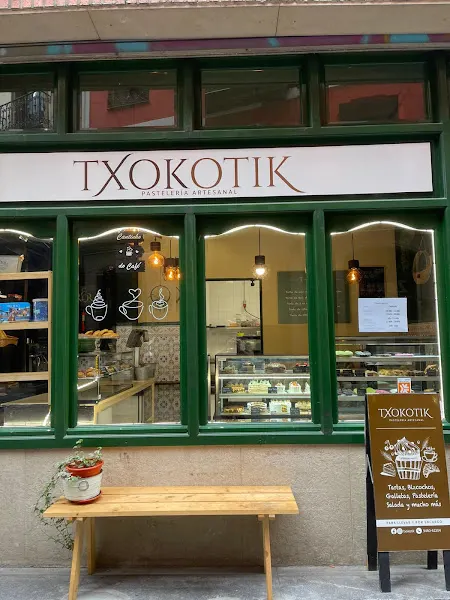 Txokotik | Pastelería artesanal y panadería - Pastelería en Bilbao - foto 2