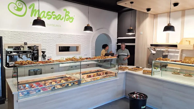 Panaderia-Croissantería Calentito - Panadería en Alicante - foto 2