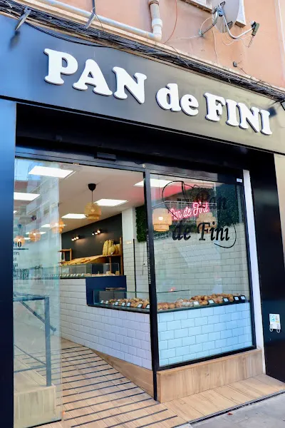 Pan de Fini Mercado Carolinas - Panadería en Alicante - foto 2