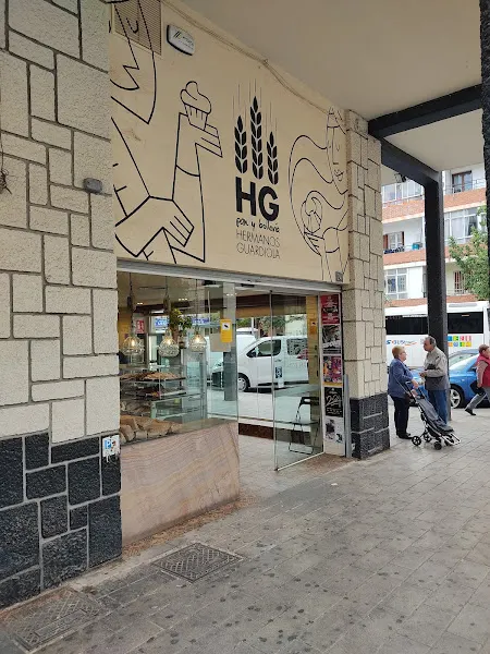 Hermanos Guardiola - Panadería en Alicante - foto 2