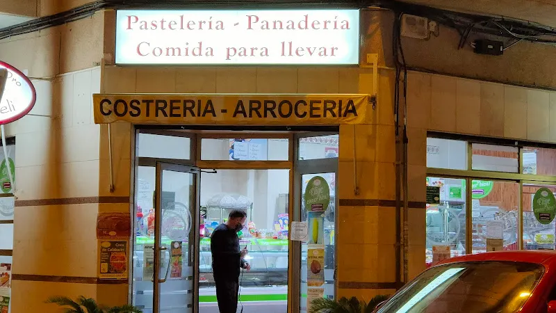 Pastelería Y Panadería la Espiga de Oro S.l. - Panadería en Elche - foto 2
