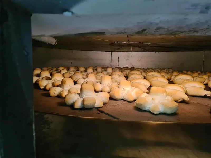 Confitería Cordobesa San Basilio S A - Panadería en Córdoba - foto 2