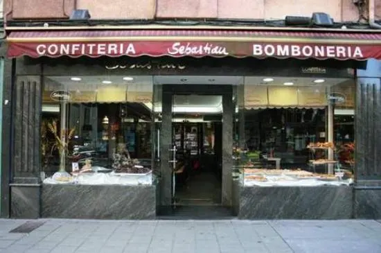 Confitería Sebastián - Pastelería en Gijón - foto 2