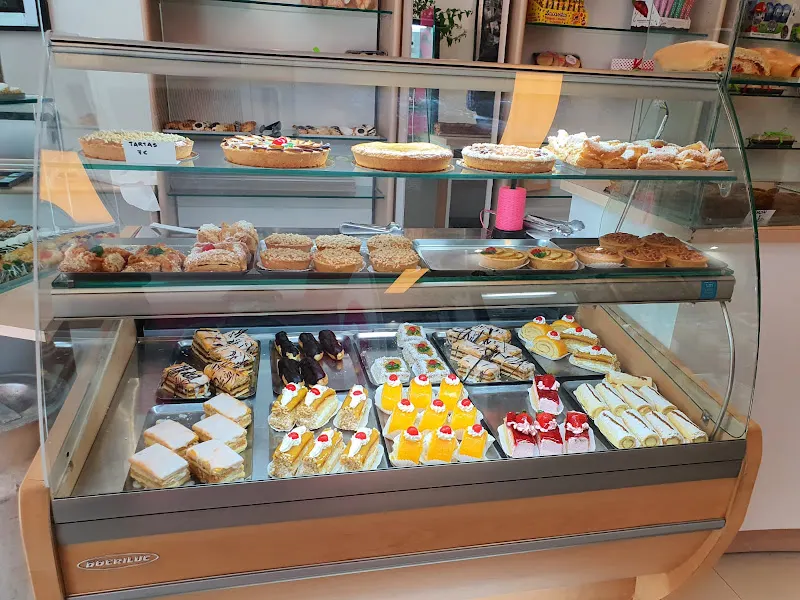 Pastelería La Obrera - Pastelería en Gijón - foto 2