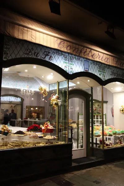 Balbona - Pastelería en Gijón - foto 2