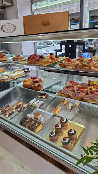 Confitería La Plazuela - Pastelería en Gijón - foto 2