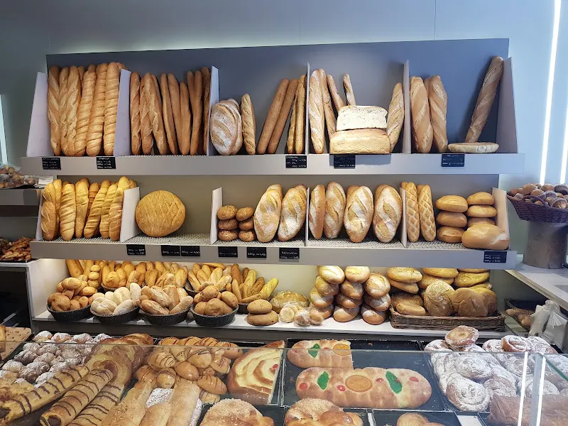 TINYOL - Panadería en Hospitalet de Llobregat (L) - foto 2