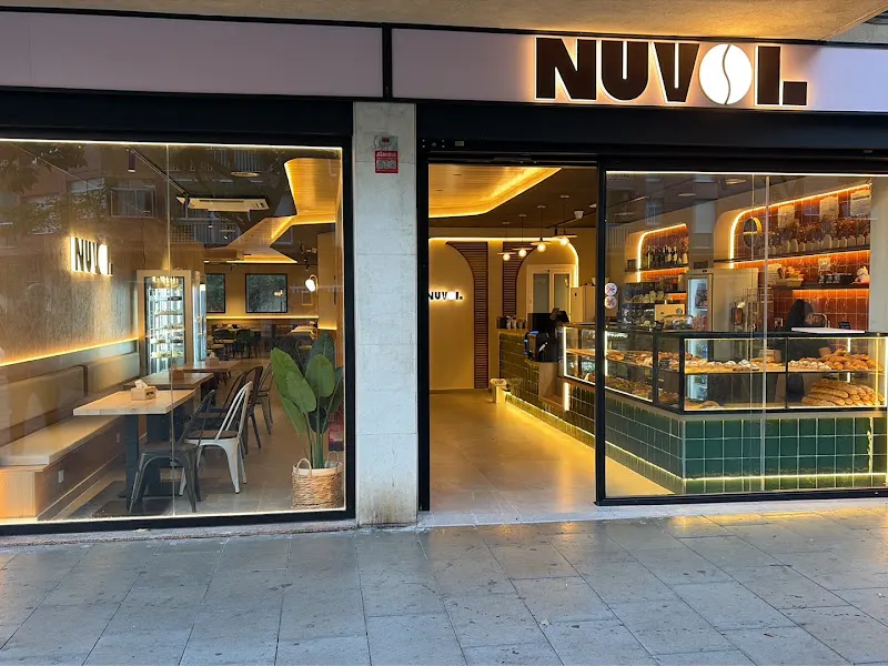 Nuvol - Panadería en Hospitalet de Llobregat (L) - foto 2