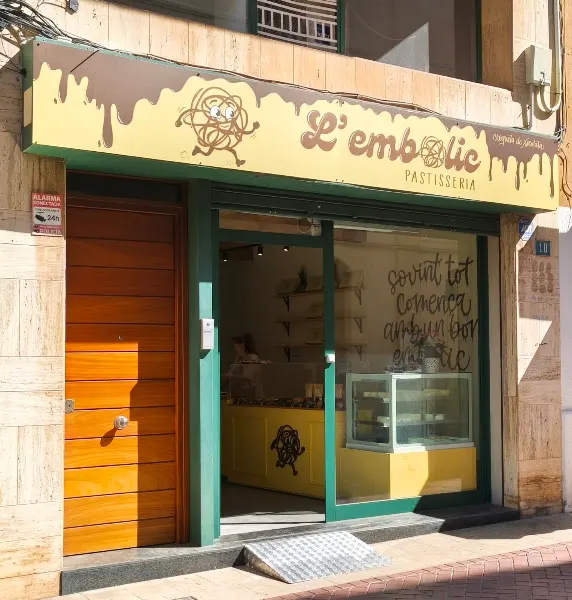PASTISSERIA L'EMBOLIC - Pastelería en Hospitalet de Llobregat (L) - foto 2