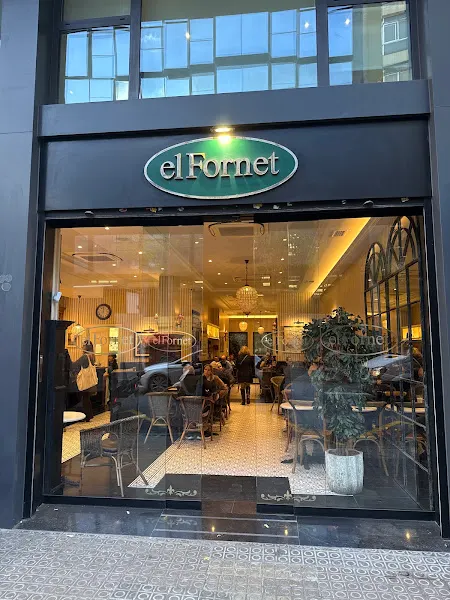 El Fornet - Cafetería en Travessera de Gràcia 20 - Panadería en Barcelona - foto 2