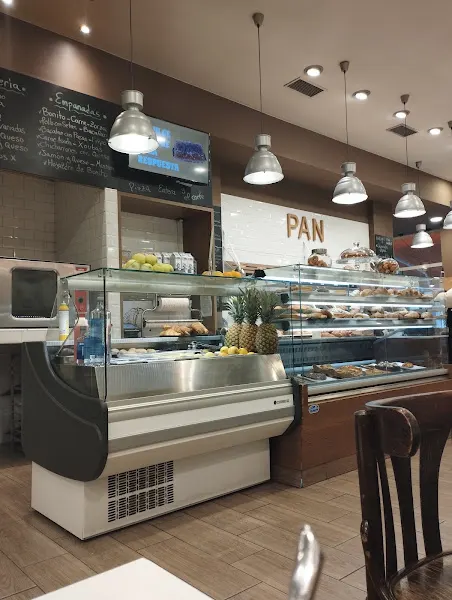 Debén - Panadería en Coruna (A) - foto 2