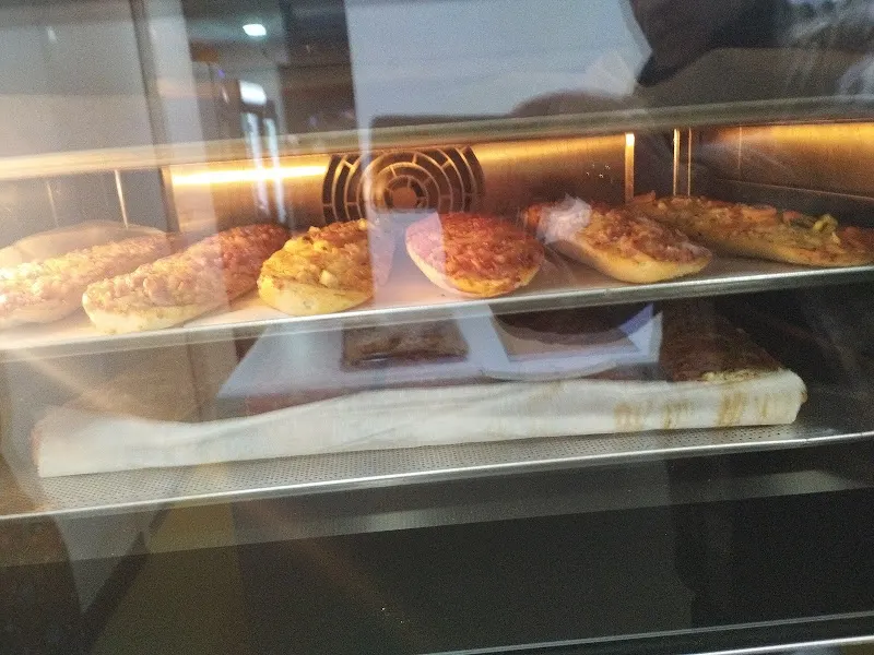 PANADERIA CONCHA - Panadería en Granada - foto 2