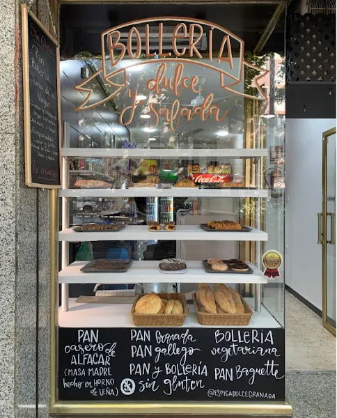 PANADERIA TRES HERMANAS - Panadería en Granada - foto 3