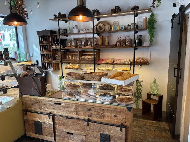 Panadería DE MASA ARTESANA - Panadería en Granada - foto 2