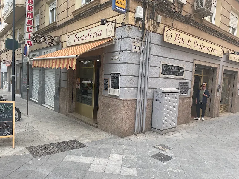 "Dulce Gracia" - Panadería en Granada - foto 3