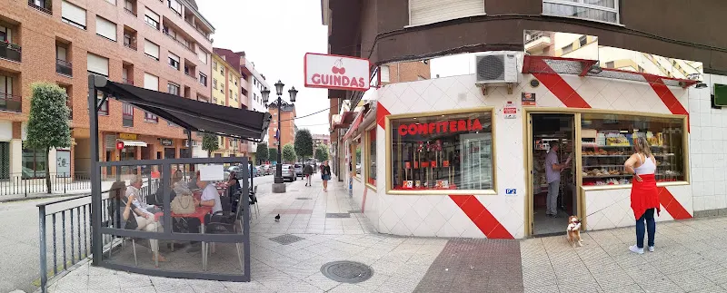 Panadería Confitería Guindas - Panadería en Oviedo - foto 2