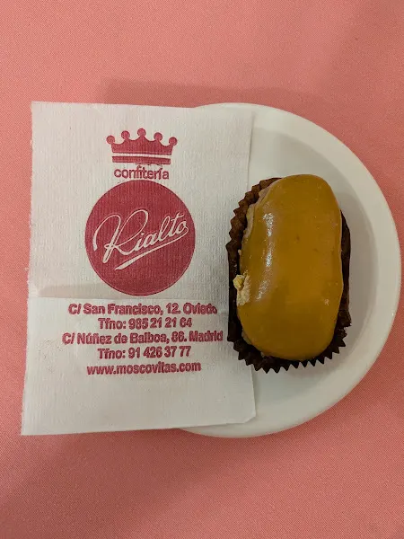 Oviedo - Panadería en Oviedo - foto 2