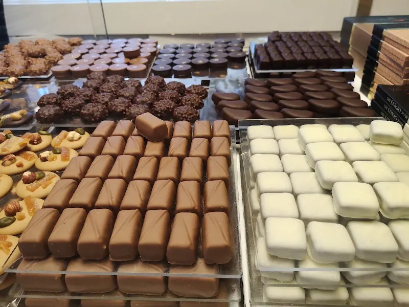 Pastisseria Comas - Pastelería en Badalona - foto 2