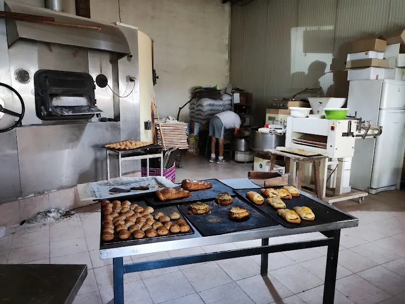 Panaderia El CAMPO (JULIO EL PANADERO) - Panadería en Cartagena - foto 2