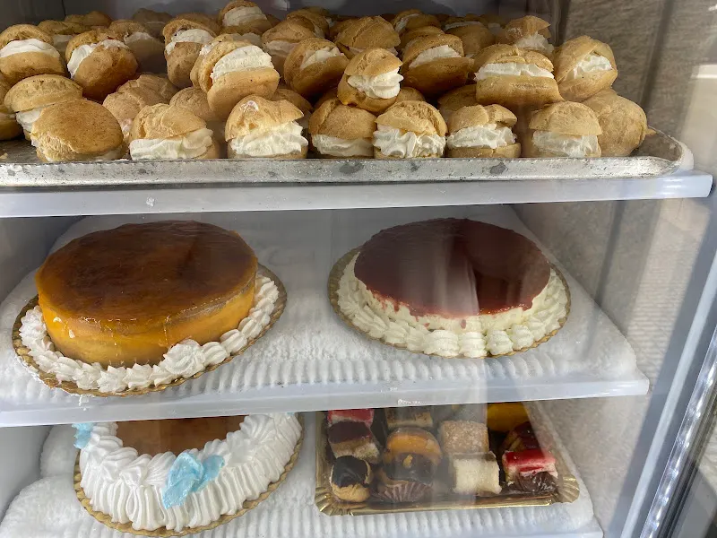 Panadería Fuente Cubas - Panadería en Cartagena - foto 2
