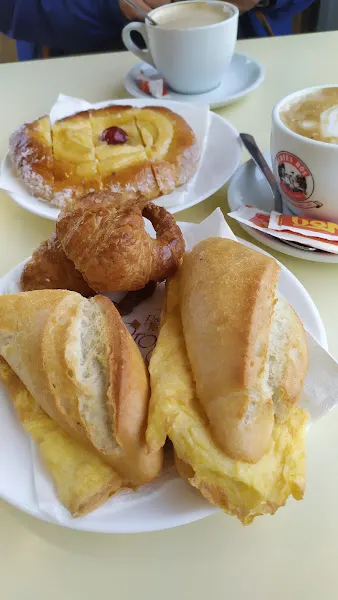 Forn del Progrés (Plà del Bonaire) - Panadería en Terrassa - foto 2