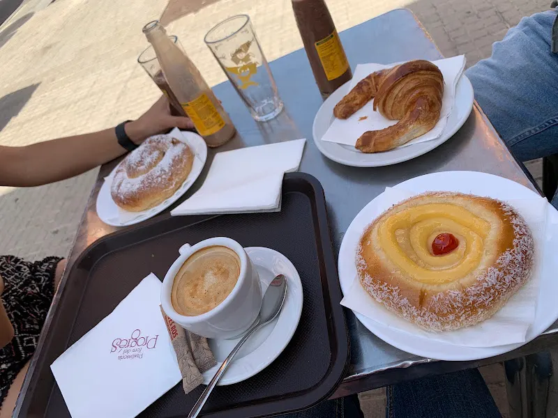 Forn del Progrés (Montblanc) - Panadería en Terrassa - foto 2
