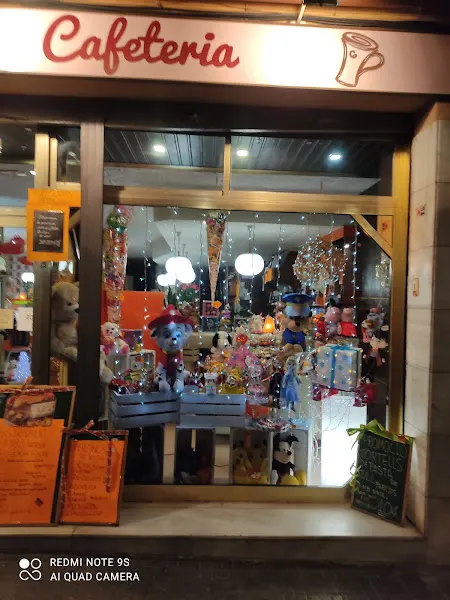 Pastisseria Cafeteria Cerdan - Panadería en Terrassa - foto 2