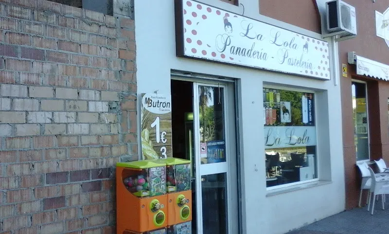 La Lola Panaderia-Pasteleria - Panadería en Jerez de la Frontera - foto 2