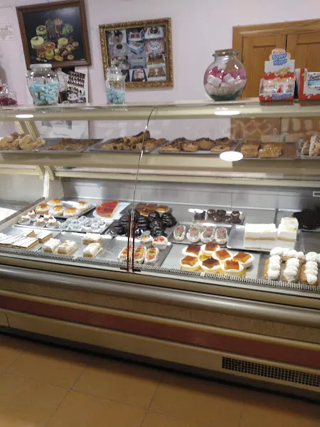 PANADERIA, PASTELERÍA VIENA - Pastelería en Jerez de la Frontera - foto 2