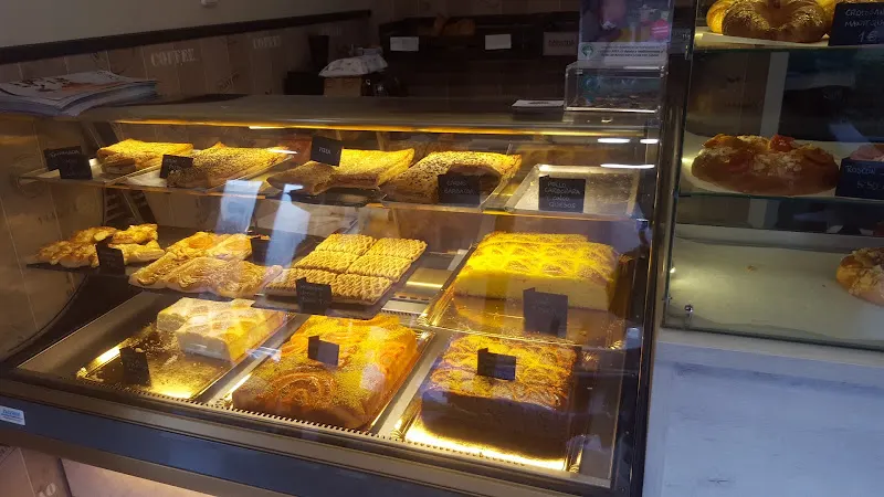 LA CUEVA DULCE - Panadería en Mostoles - foto 2