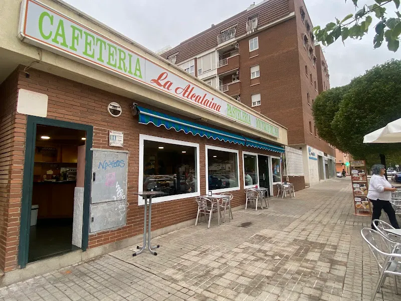 Pasteleria Panadería La Alcalaina - Panadería en Alcalá de Henares - foto 2